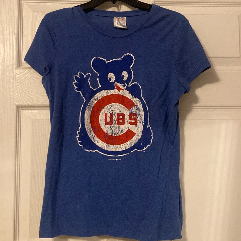 -chicago cubs tee